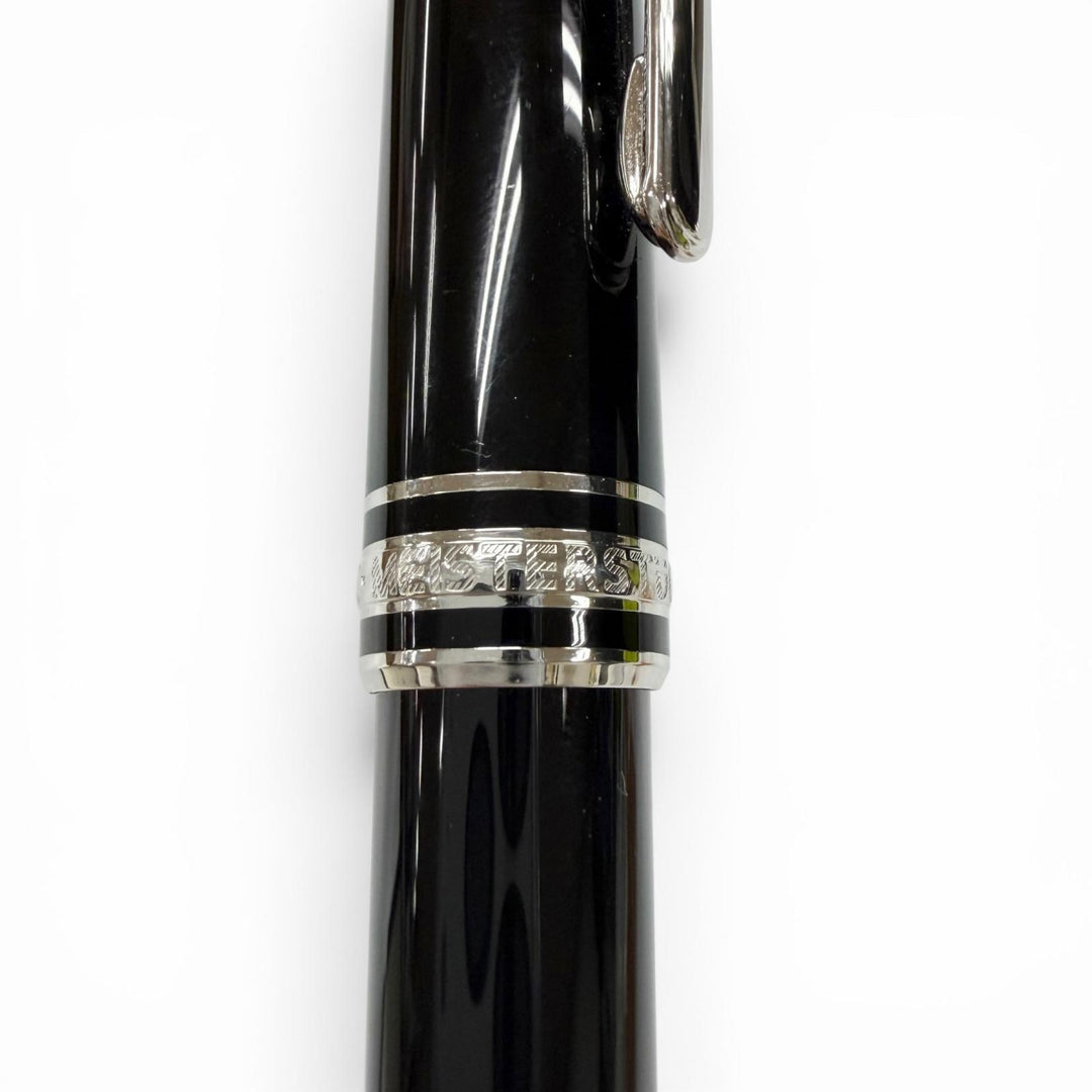 Great MONTBLANC Ballpoint pen Meisterstück Classic Platinum Line black mens