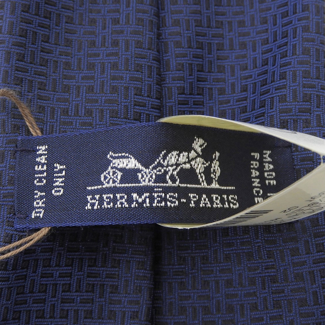 Pristine HERMES tie Maillon Overboard Logo embroidery Navy silk mens 339439T