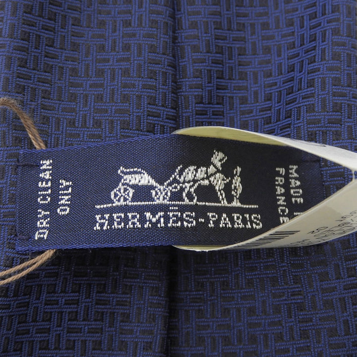 Pristine HERMES tie Maillon Overboard Logo embroidery Navy silk mens 339439T