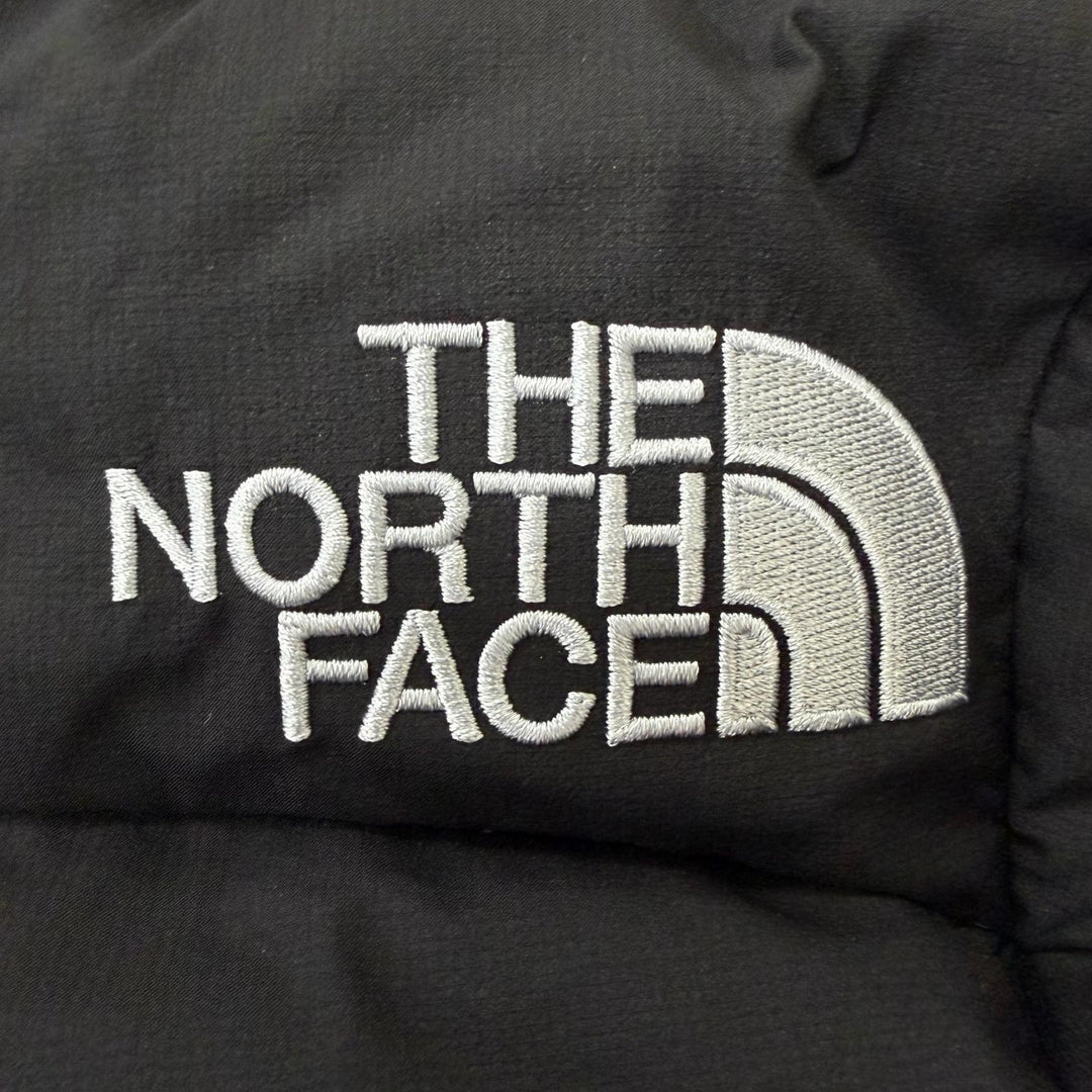 Excellent THE NORTH FACE Down jacket Baltro Light Jacket