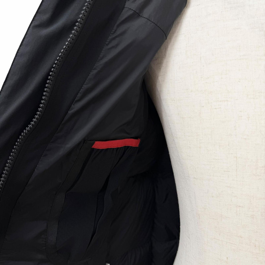 Excellent THE NORTH FACE Down jacket Baltro Light Jacket