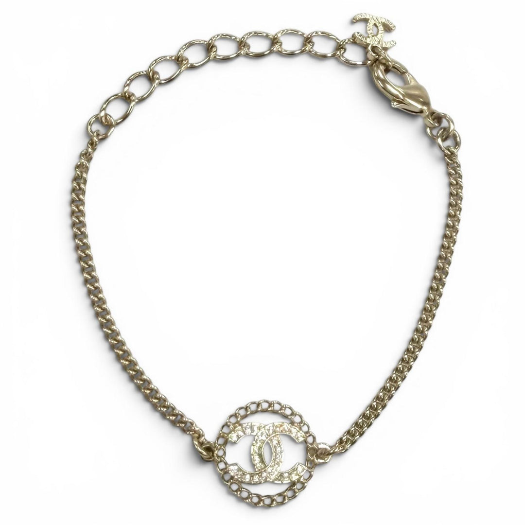 Excellent CHANEL bracelet Rhinestone COCO Mark gold Women A25B ABG297