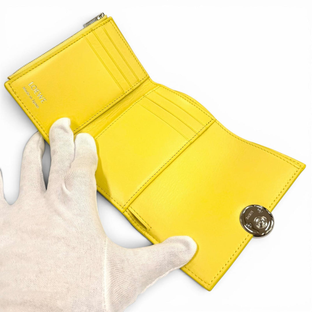 Very Good LOEWE Tri-fold wallet Pebble Vertical Wallet Small CANBS33X01