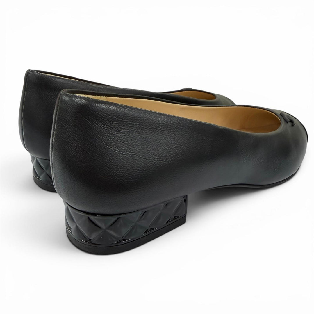 Great CHANEL pumps COCO Mark Matelasse Leather black leather Women 36 18B G34201