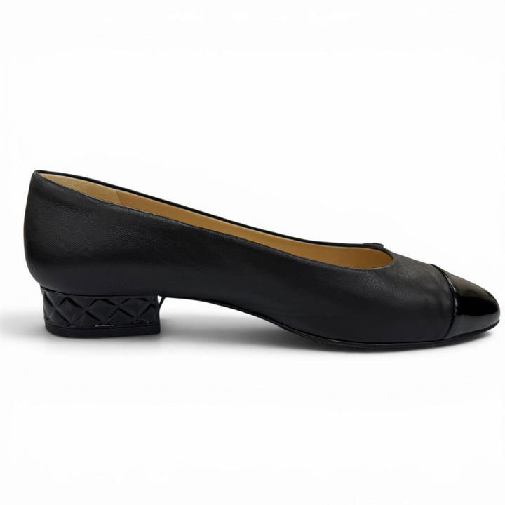 Great CHANEL pumps COCO Mark Matelasse Leather black leather Women 36 18B G34201