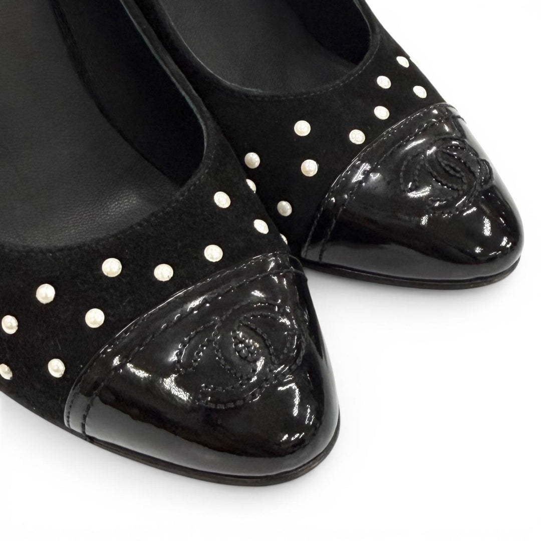 Great CHANEL pumps black Suede leather Women 35 G33422