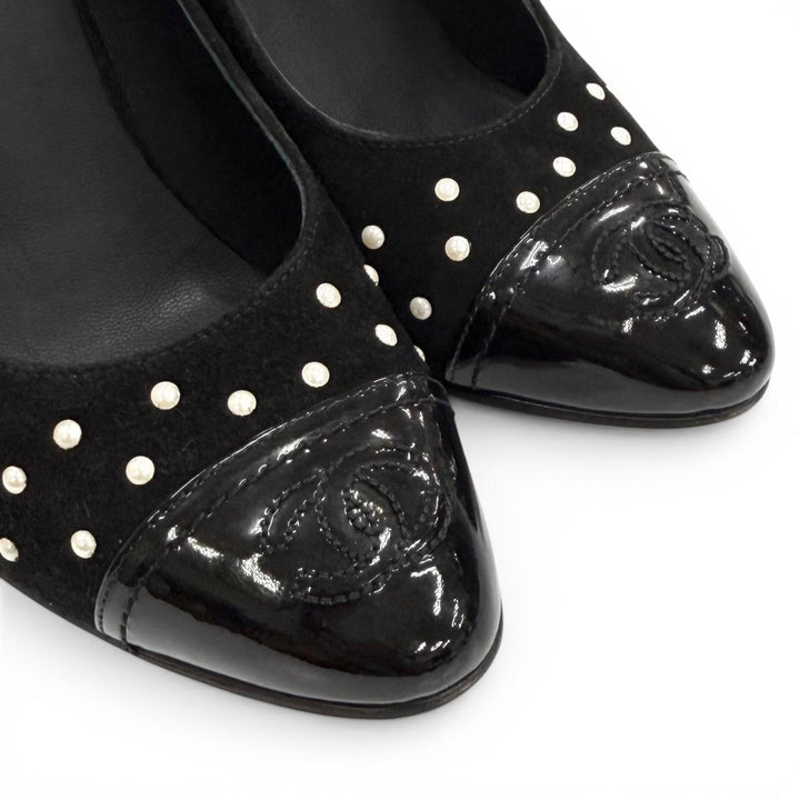 Great CHANEL pumps black Suede leather Women 35 G33422