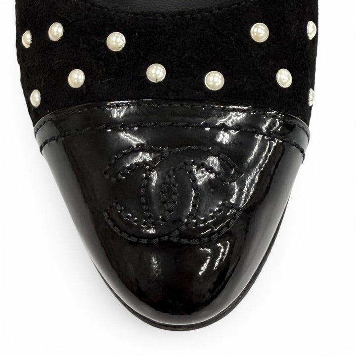 Great CHANEL pumps black Suede leather Women 35 G33422