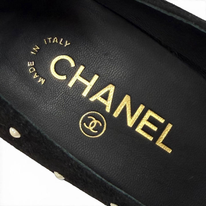 Great CHANEL pumps black Suede leather Women 35 G33422