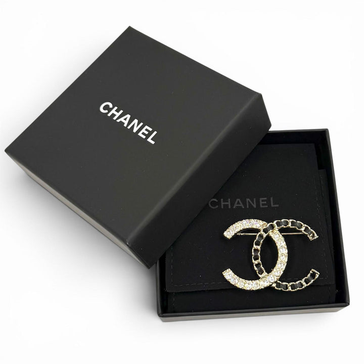 Excellent CHANEL Brooch COCO Mark Rhinestone Leather Chain gold ー Women A25B