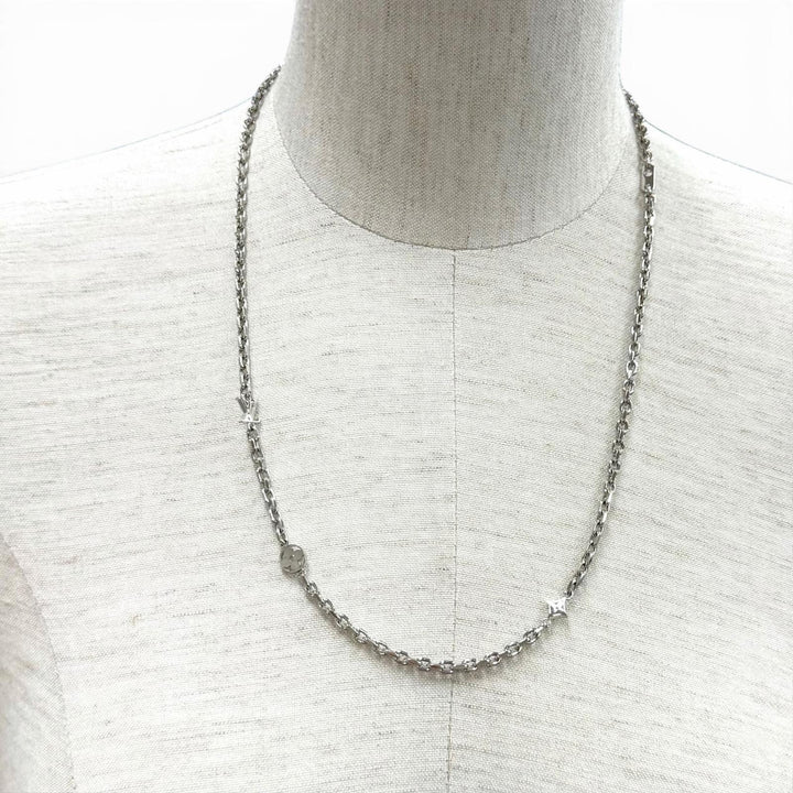Excellent LOUIS VUITTON Necklace Chain LV Yours LV Logo Monogram Flower M02739