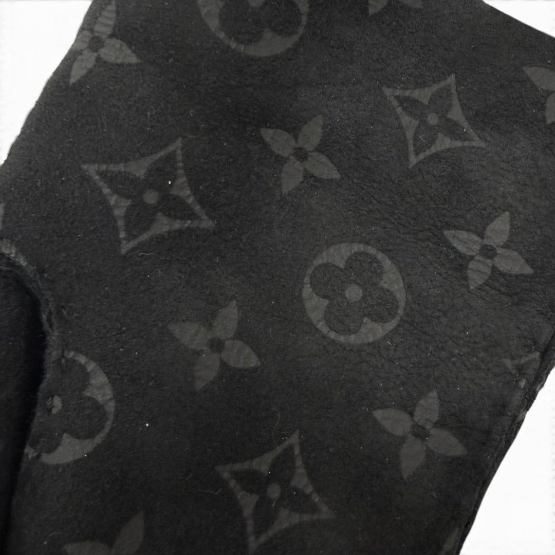 Great LOUIS VUITTON gloves Gon Sherling Darling monogram mouton black