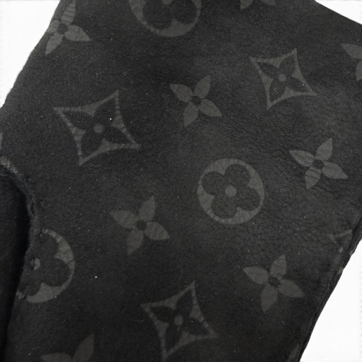 Great LOUIS VUITTON gloves Gon Sherling Darling monogram mouton black
