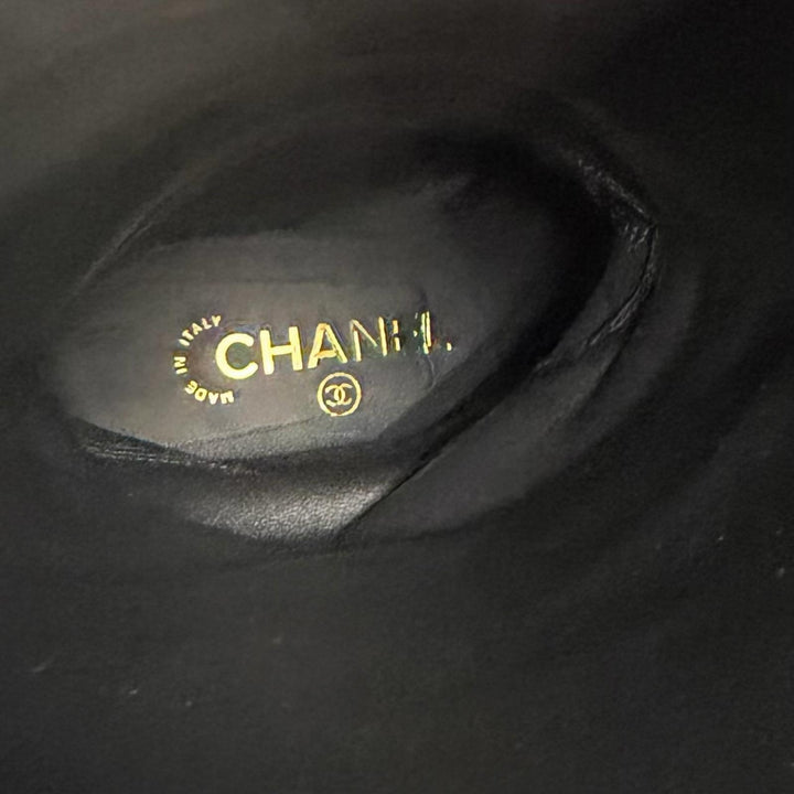 Great CHANEL Knee-high boots COCO Mark Matrasse black leather 37.5 23B G45201