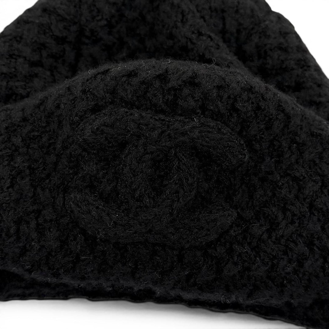 Pristine CHANEL Knit cap COCO Mark Chapka Hat Trapper Hat Flight Hat cashmere