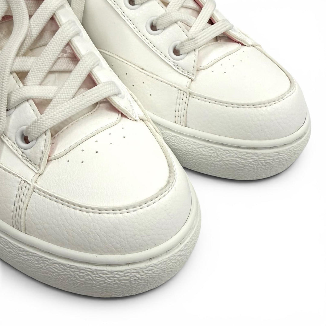Great LOUIS VUITTON Low cut sneakers Charlie line LV logo lace-up leather 37