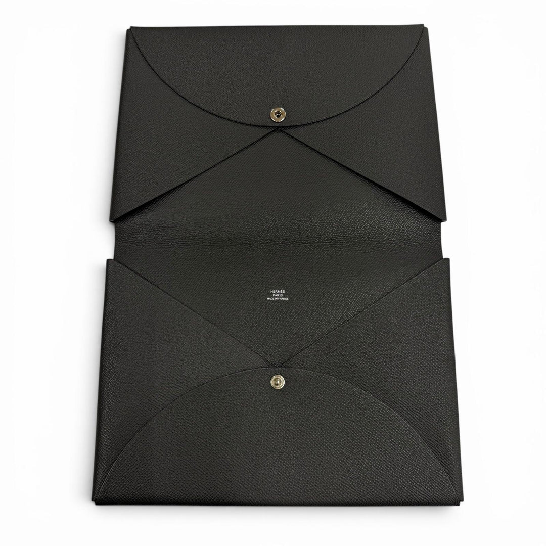 Very Good HERMES Clutch bag Calvi GM black Epsom Leather mens