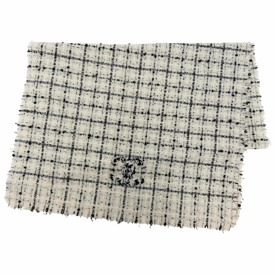 Great CHANEL Stall Current product, cashmere blend, COCO Mark tweed white AAB731