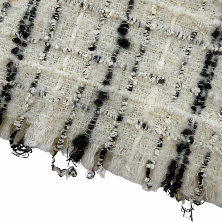 Great CHANEL Stall Current product, cashmere blend, COCO Mark tweed white AAB731