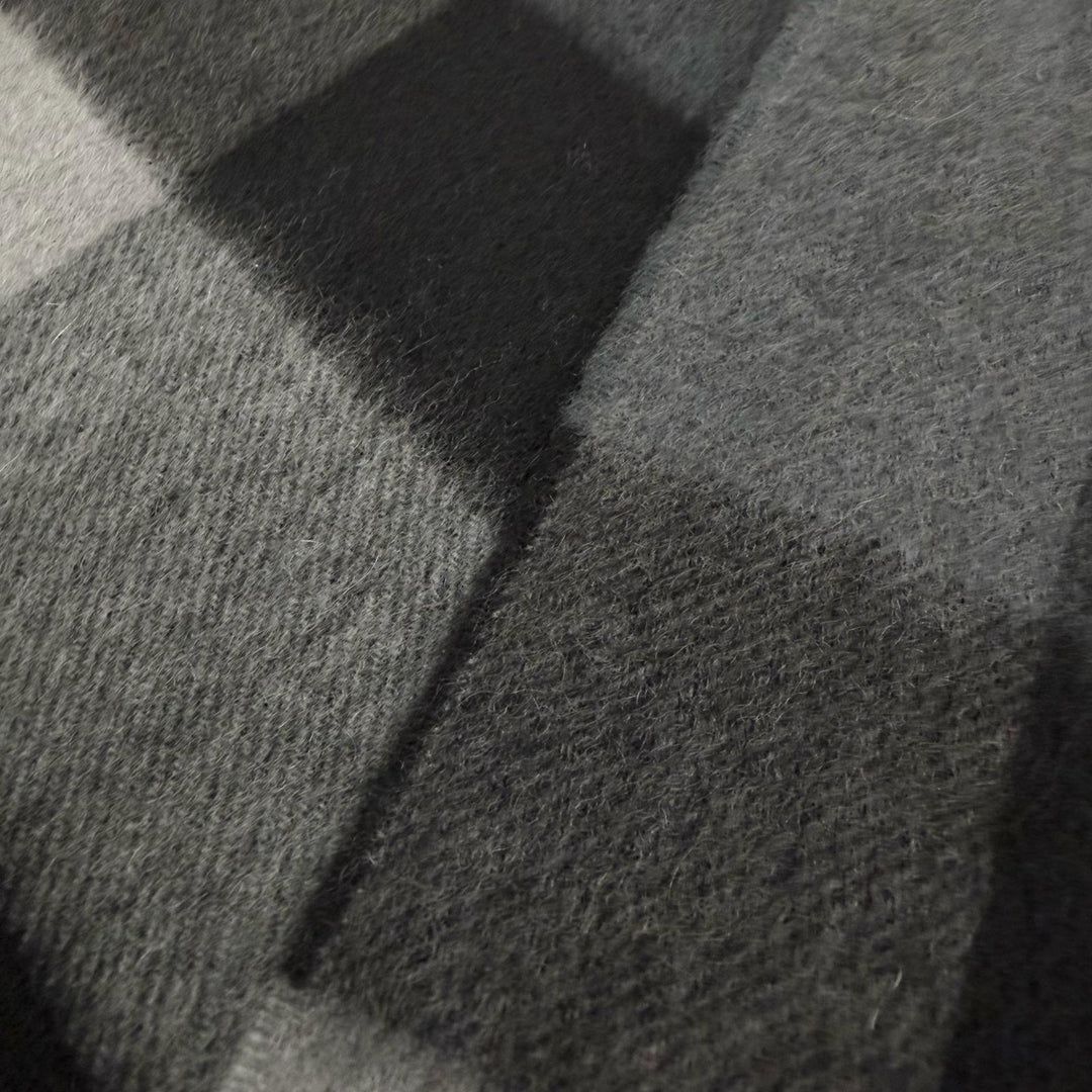 Pristine BURBERRY Scarf Check Pattern with fringe black cashmere mens 3766770
