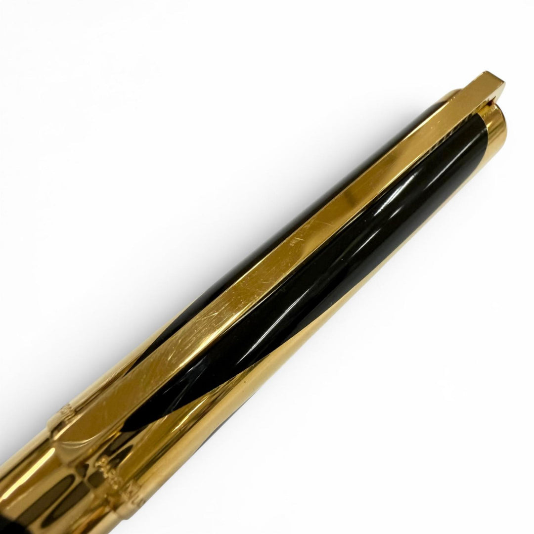 Very Good Dupont fountain pen Art Nouveau Limited Edition black 18K mens
