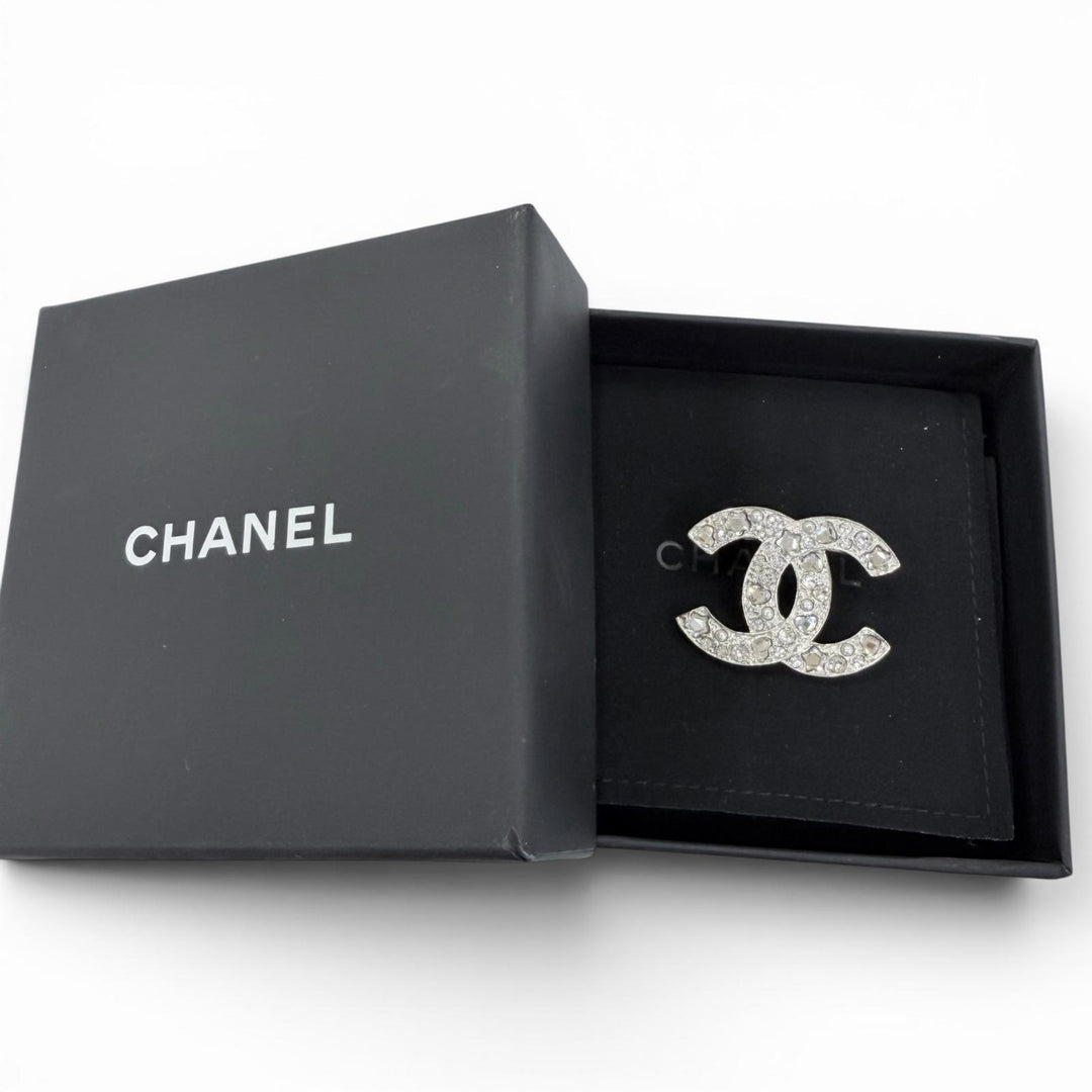 Excellent CHANEL Brooch COCO Mark Star Heart F Pearl Rhinestone Silver B25P