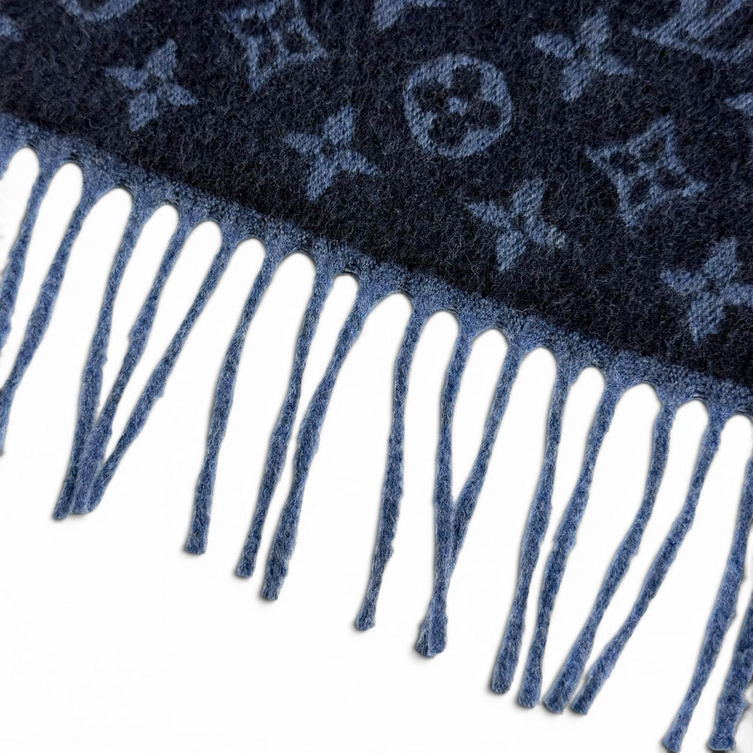 Excellent LOUIS VUITTON Escharp monogram gradient fringe Navy cashmere M70257