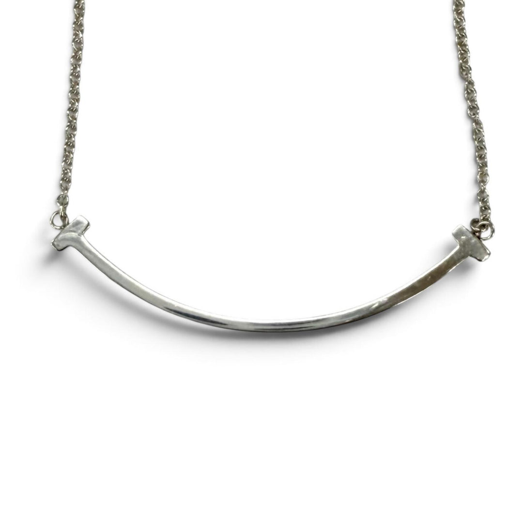 Great TIFFANY&Co. Necklace Smile Pendant Small Silver AG925 Women