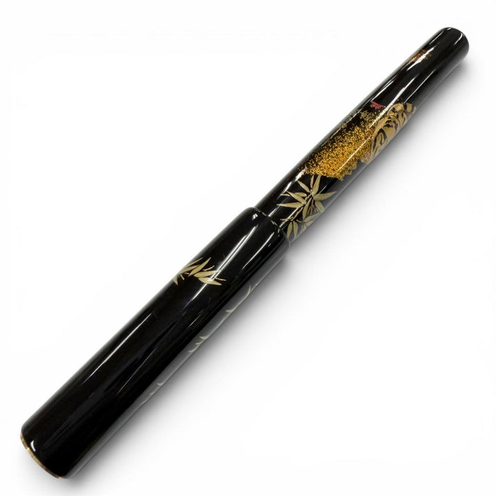 Excellent PILOT fountain pen Kokukokai Taka-Makie Zodiac Tiger black 18K mens