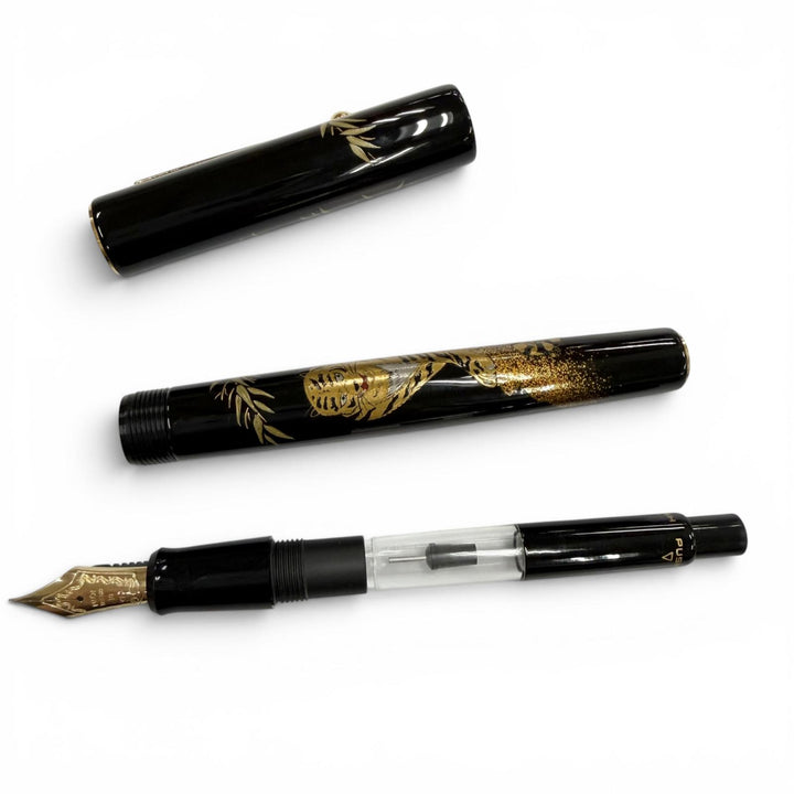 Excellent PILOT fountain pen Kokukokai Taka-Makie Zodiac Tiger black 18K mens