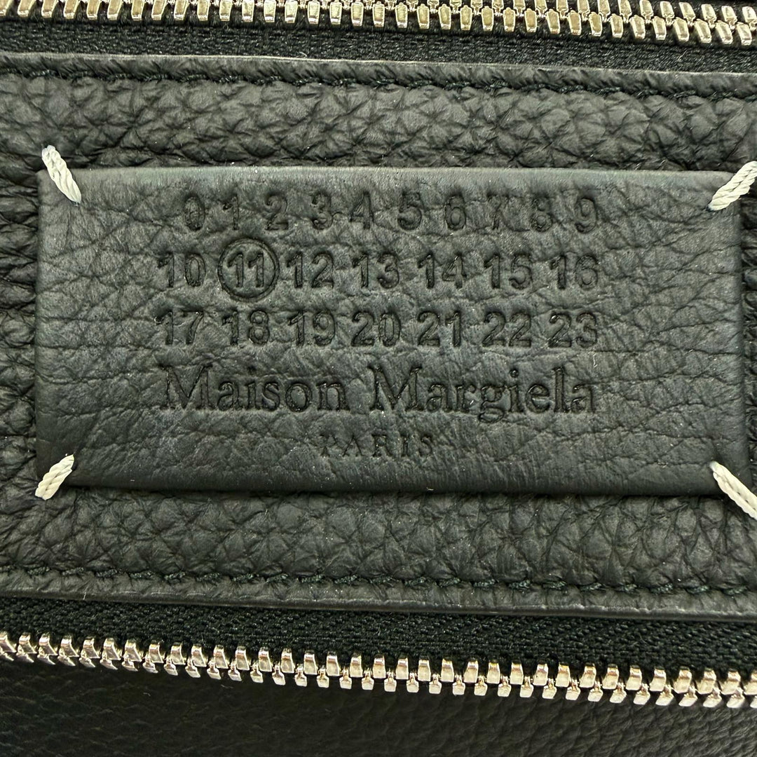 Excellent Maison Margiela 11 Shoulder Bag 5AC City black Calf leather SB1WG0003