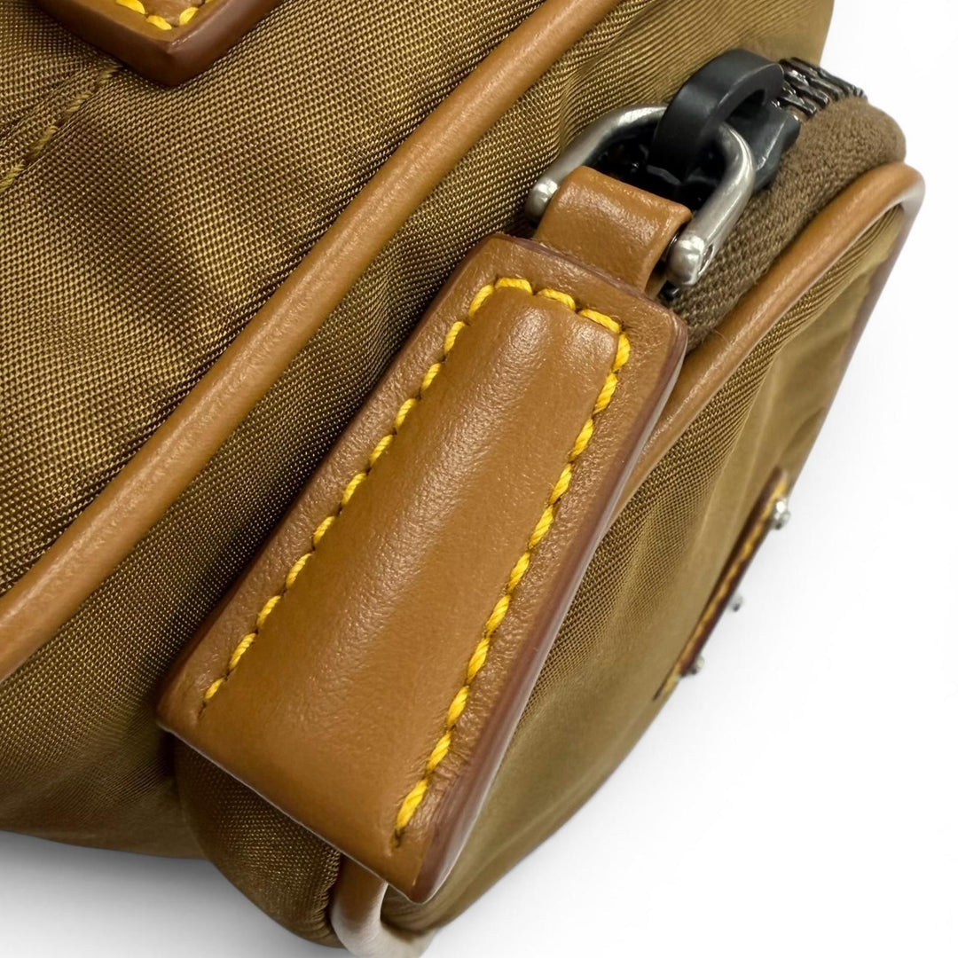 Excellent PRADA Shoulder Bag Brown Nylon mens 2VH172