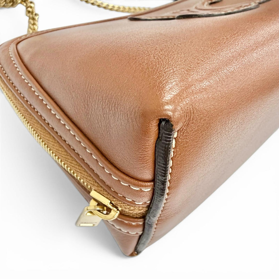 Great CELINE Shoulder Bag Cuir Triomphe Chain Clutch Tan Smooth scarf skin