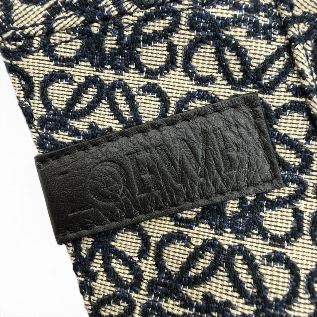 Pristine LOEWE hat Bucket bag with Anagram logo leather patch Navy 58 K820HB1X13