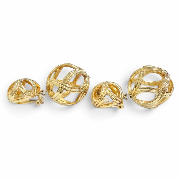 Great Christian Dior Spherical Lattice Design Ball Earring Clip-on, gold