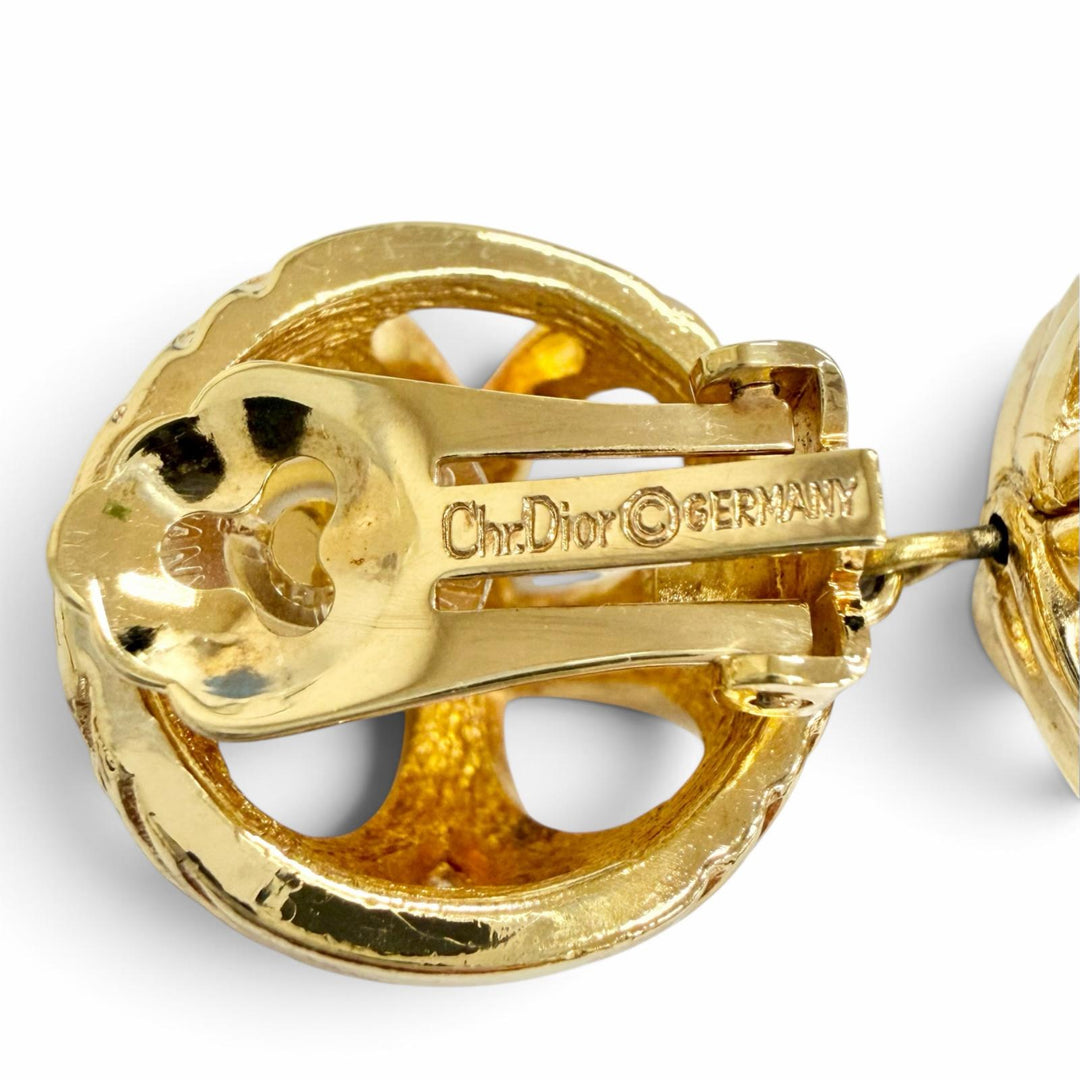 Great Christian Dior Spherical Lattice Design Ball Earring Clip-on, gold