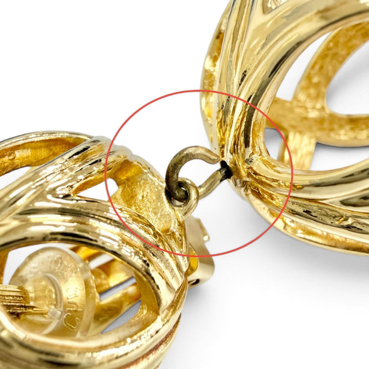 Great Christian Dior Spherical Lattice Design Ball Earring Clip-on, gold
