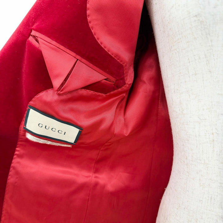 Great GUCCI tailored jacket Velvet peaked lapel single jacket Red 40 673899