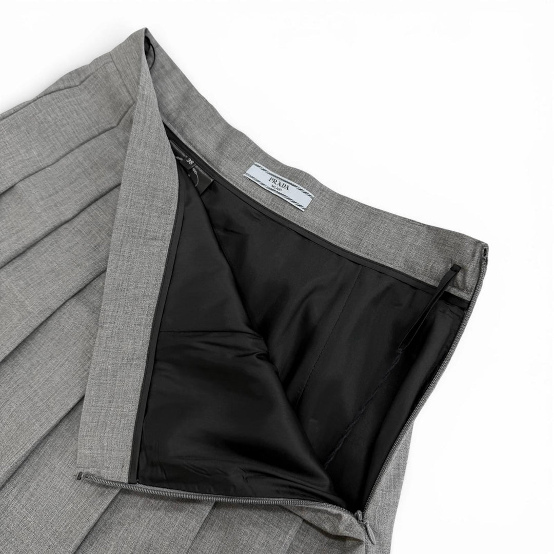 Pristine PRADA Pleated skirt gray wool Women 38 DNA91M