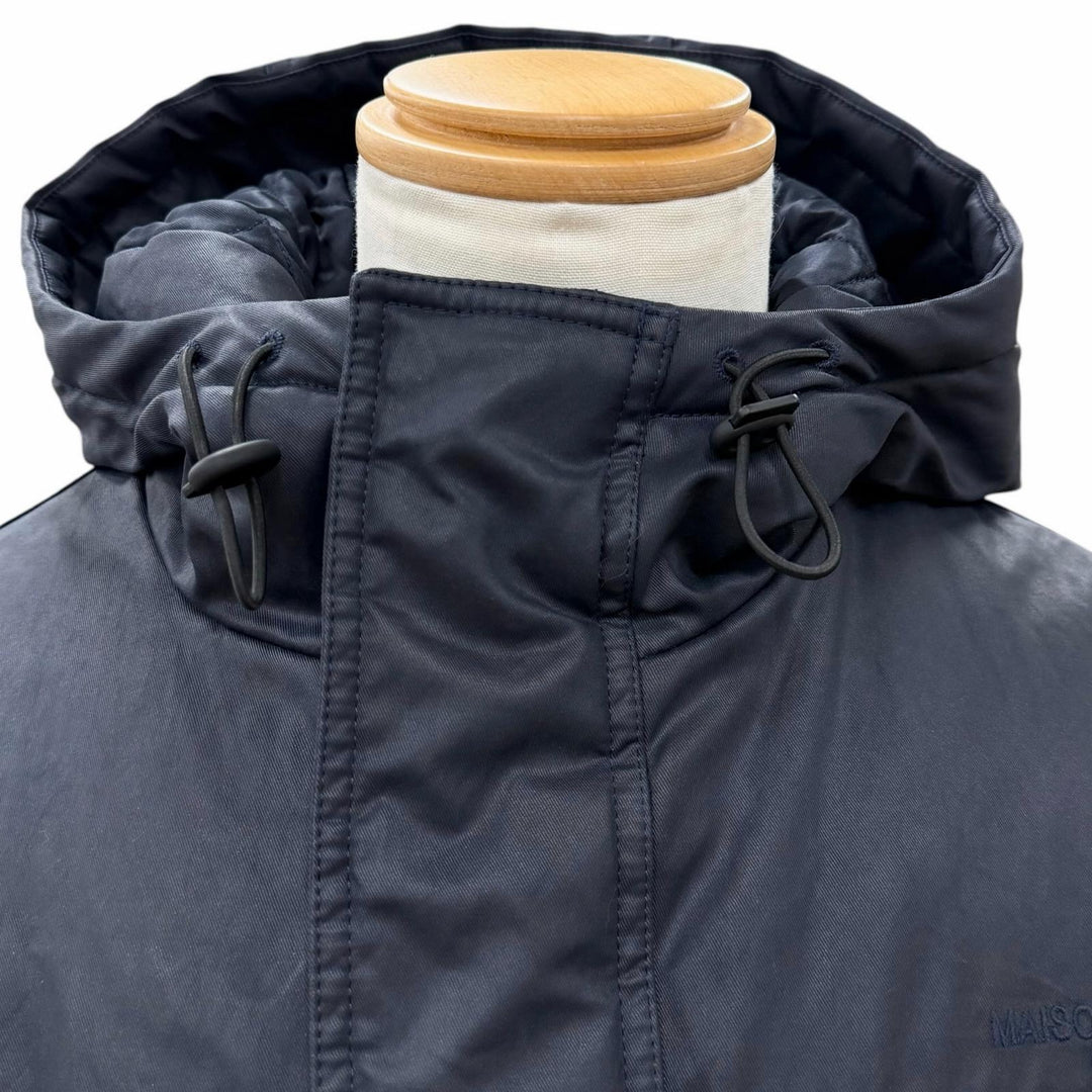 Pristine MAISON KITSUNE mountain hoodie Navy polyamide mens M HU02280WE0003