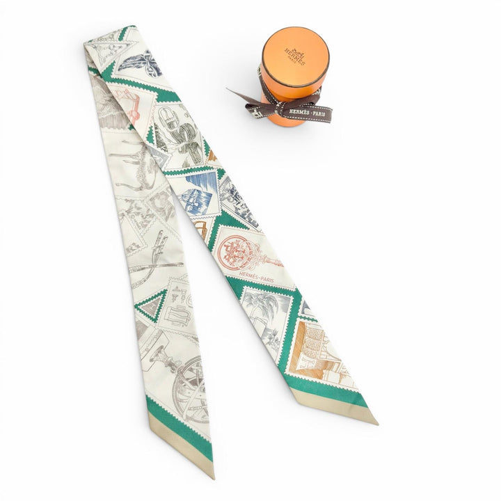 Pristine HERMES scarf Twilly LE PHILATELISTE DU FAUBOURG Green system silk Women