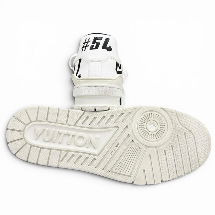 Great LOUIS VUITTON Low cut sneakers LV logo whole pattern white leather mens 6