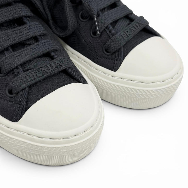 Great PRADA sneakers Triangle logo pattern fabric Navy Women 36.5 1E407N