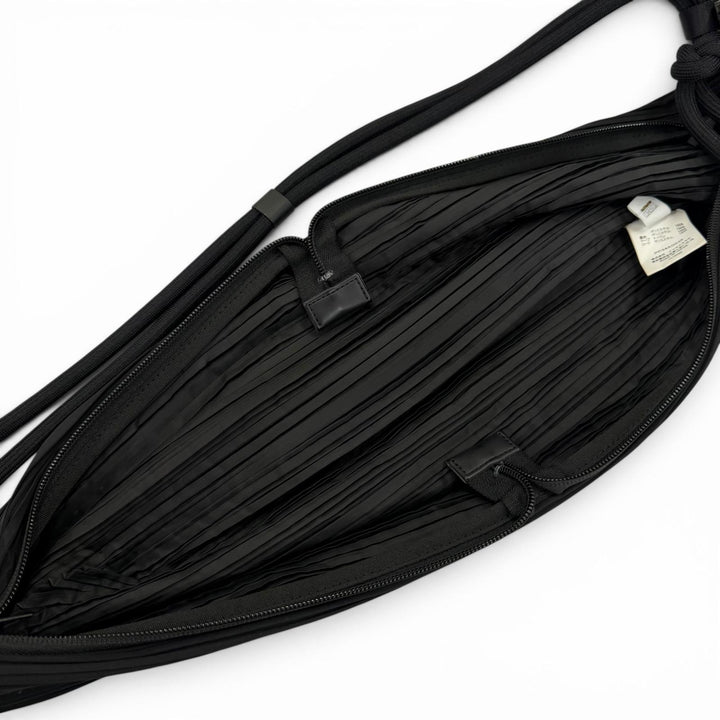 Excellent PLEATS PLEASE Sling bag Pleated drawstring black Women PP39AG536