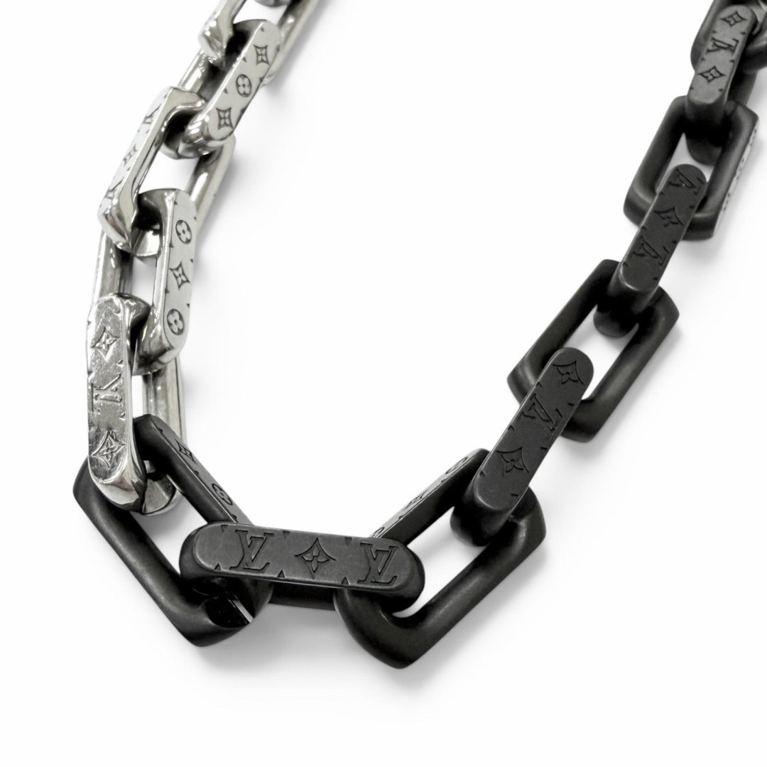 Great LOUIS VUITTON Necklace Monogram Chain Silver mens M00677