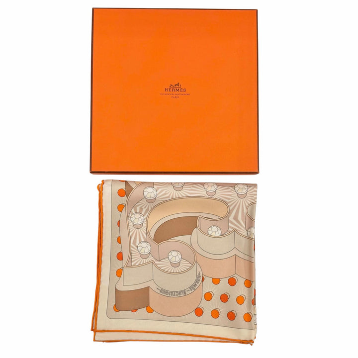Excellent HERMES scarf ELECTRIQUE beige silk Women
