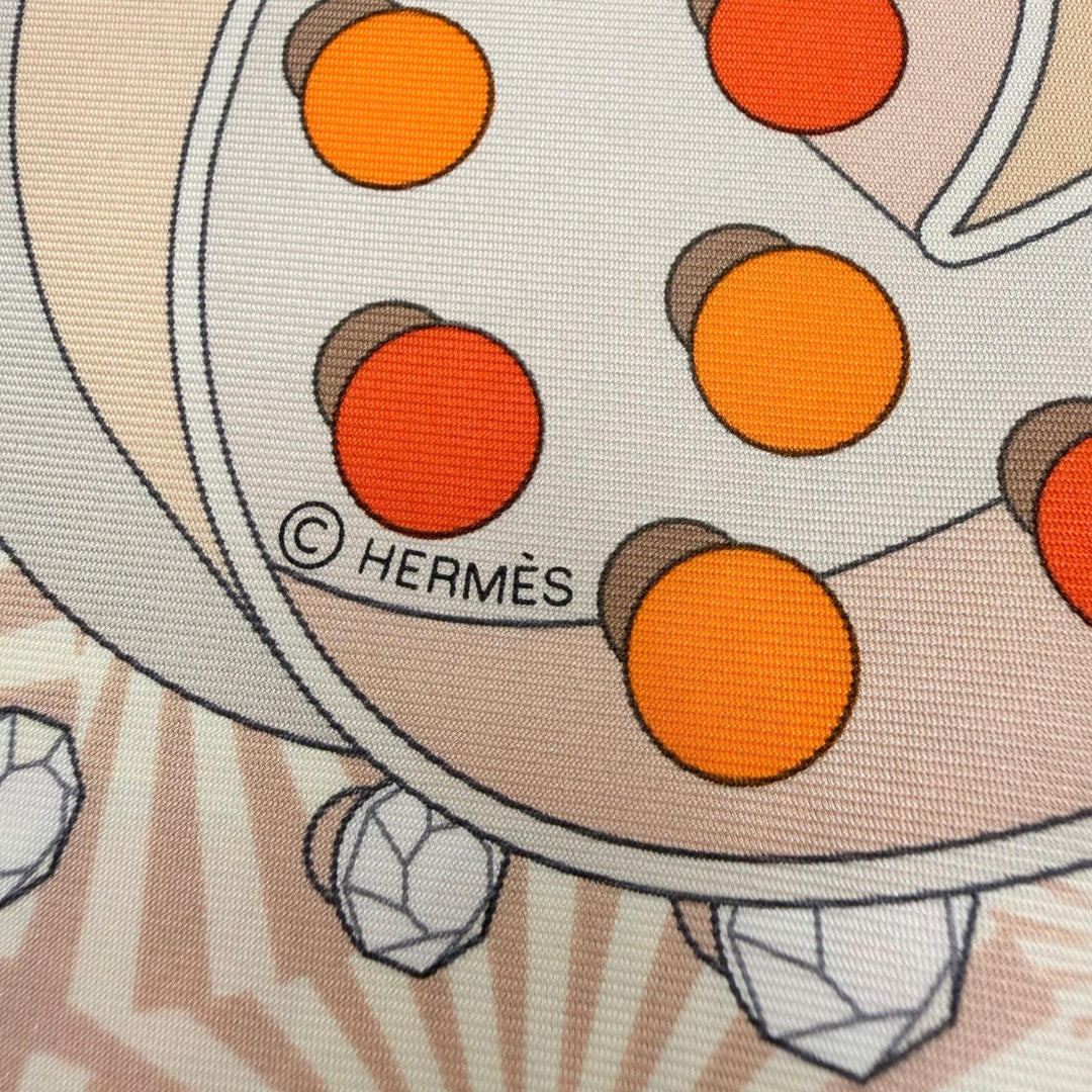 Excellent HERMES scarf ELECTRIQUE beige silk Women