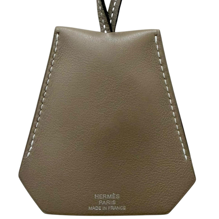 Great HERMES Necklace Large Clochette Etope Vaux Swift Leather mens