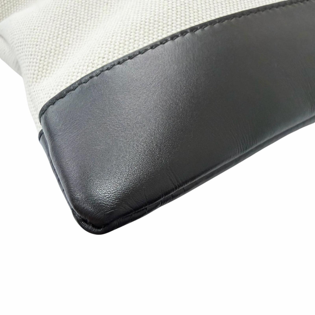 Pristine BALENCIAGA Clutch bag Navy clip M Logo print Ivory canvas mens 373834