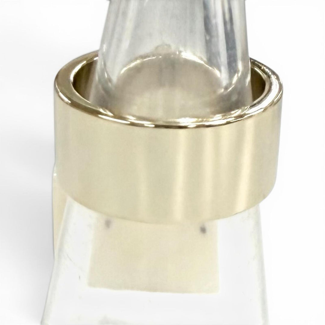 Excellent CHANEL Ring ring Matelassé Turnlock Bag Charm Ring white Women B23C